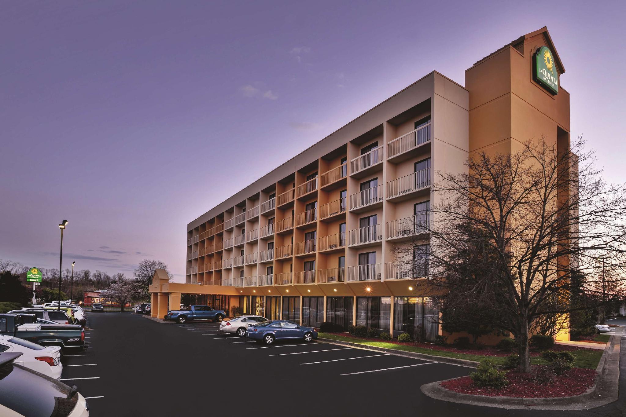 La Quinta Inn & Suites By Wyndham Kingsport Tricities Airport Buitenkant foto